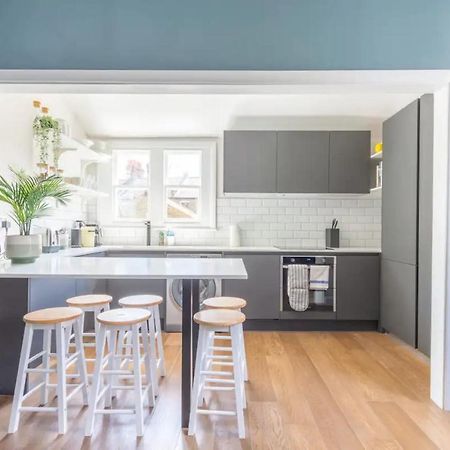 Luxuriously Designed 3 Bedroom Apartment In Clapham London Bagian luar foto